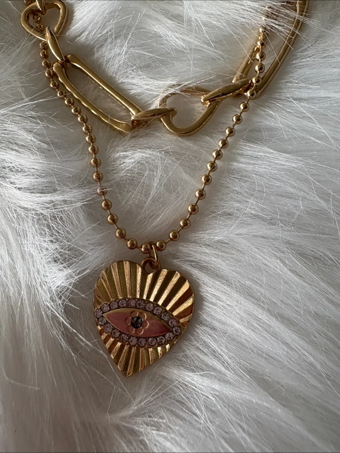 ETEREO Gold Necklace image indicator(2)