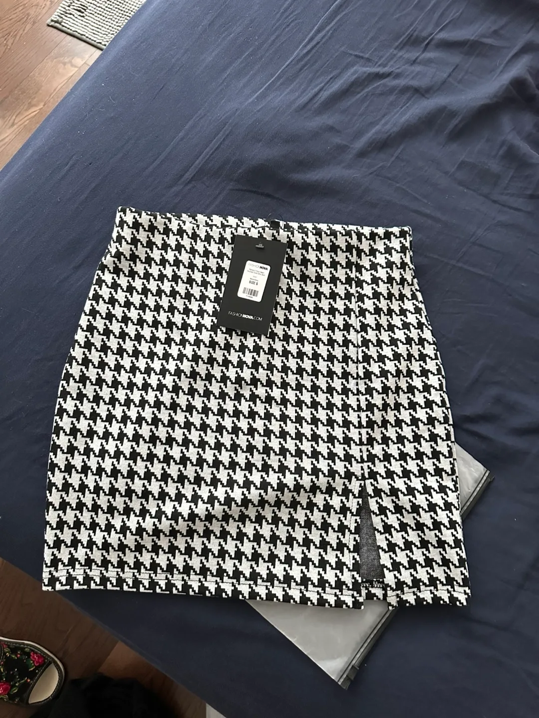 Houndstooth Mini Skirt with Slit thumbnail