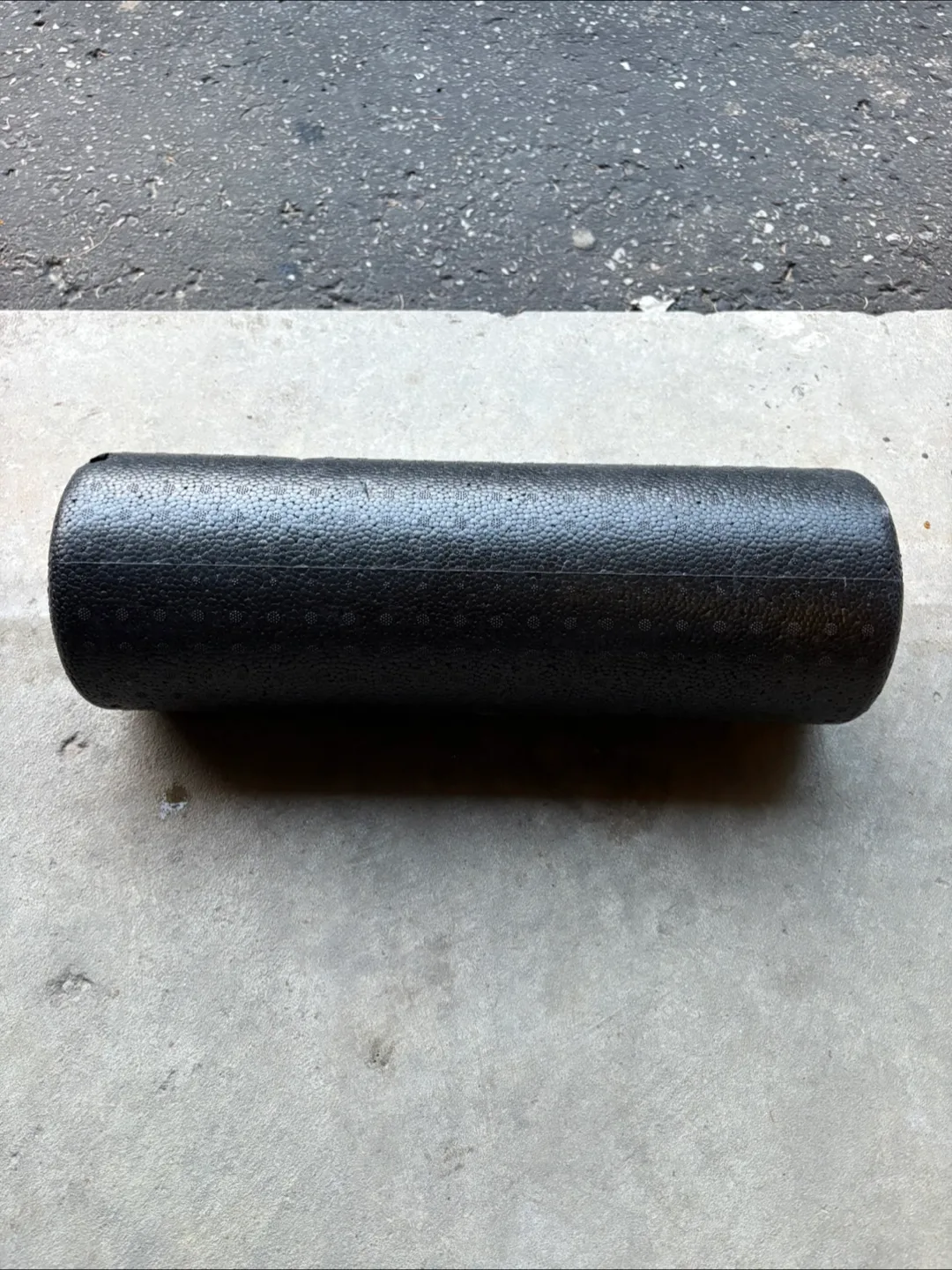 Amazon Basics Foam Roller thumbnail