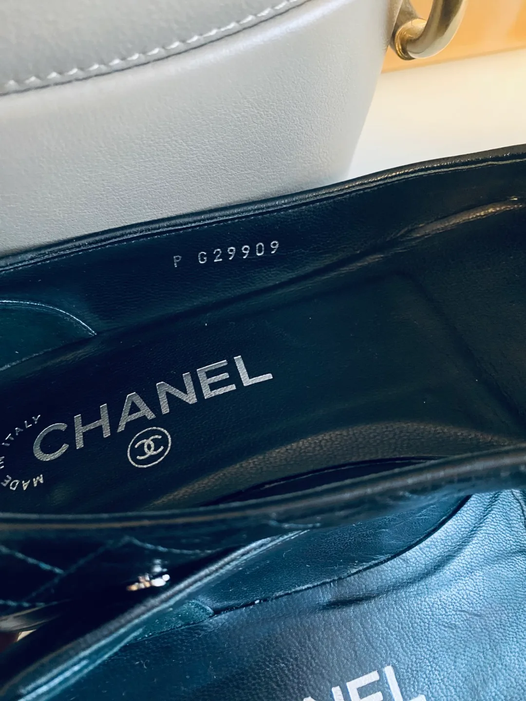 Chanel Black Leather Flats image indicator(5)