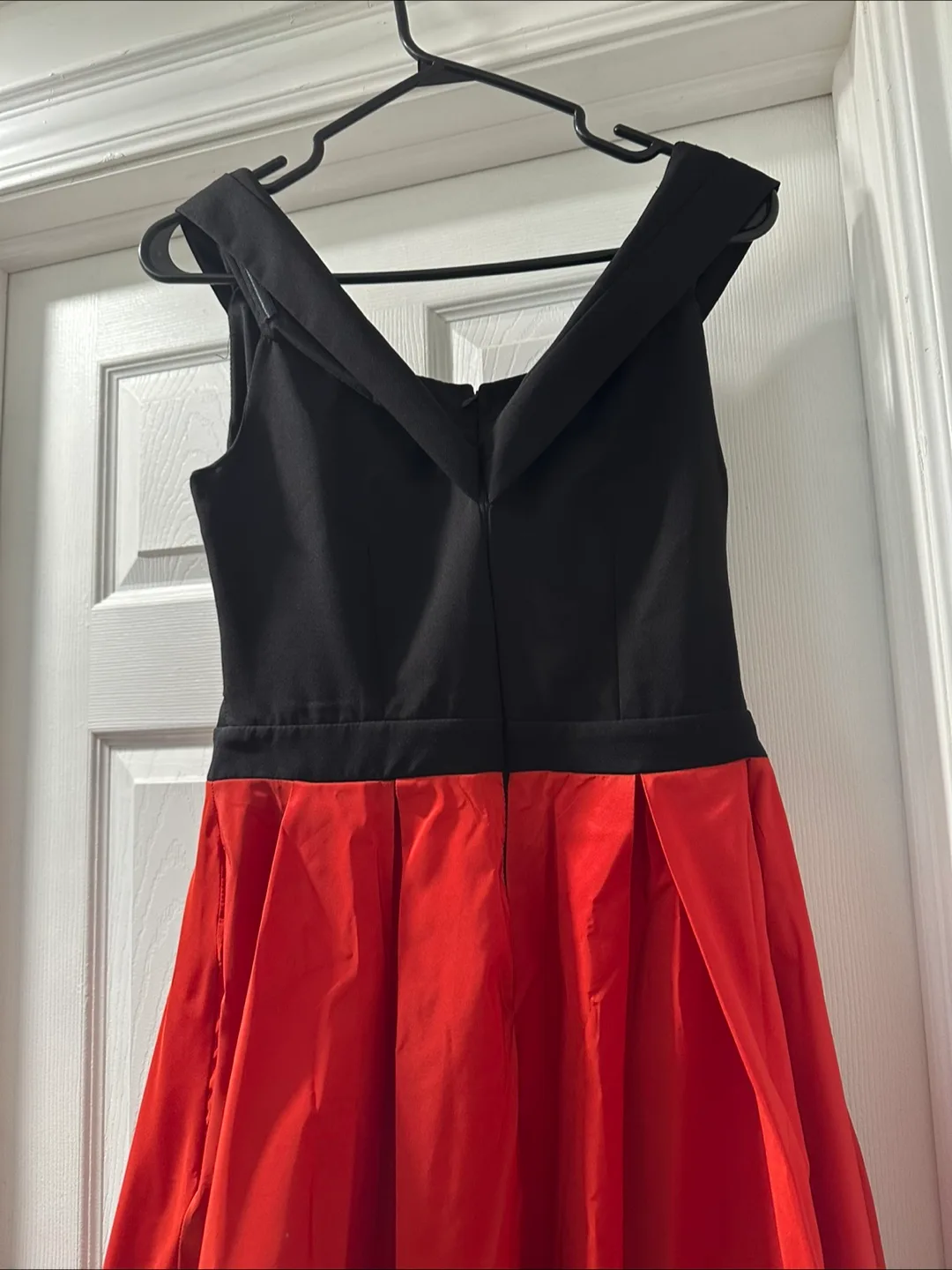 Two-Toned Red and Black Off-Shoulder Dress image indicator(8)
