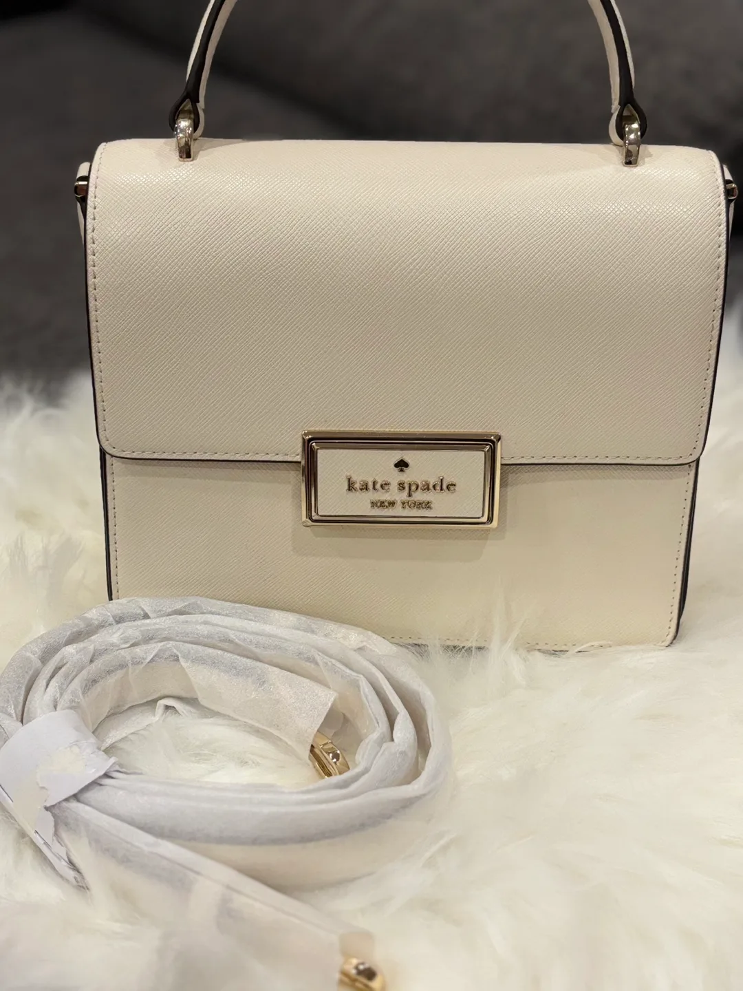 Kate Spade New York White Handbag thumbnail