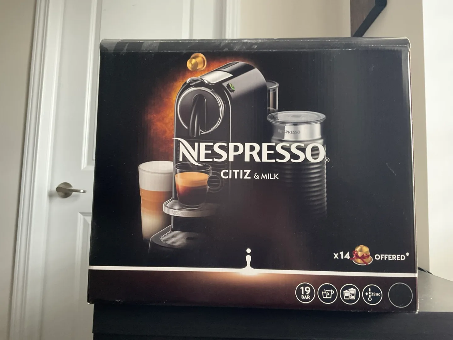 Nespresso Citiz & Milk Coffee Machine thumbnail
