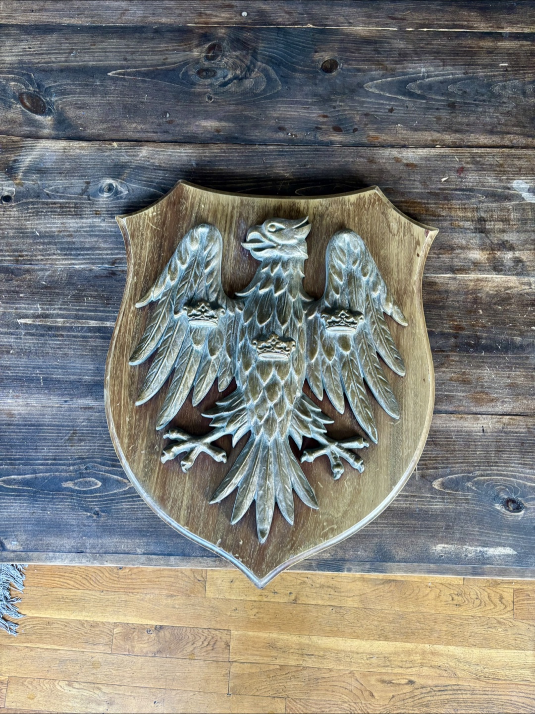 Vintage Eagle Emblem Wall Decor