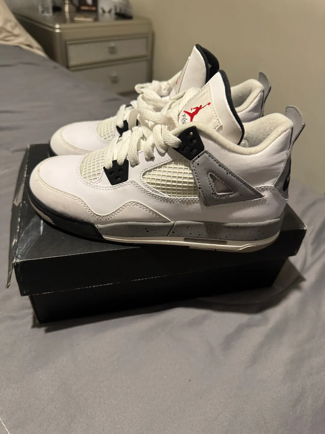 Air Jordan 4 Retro Sneakers image indicator(2)