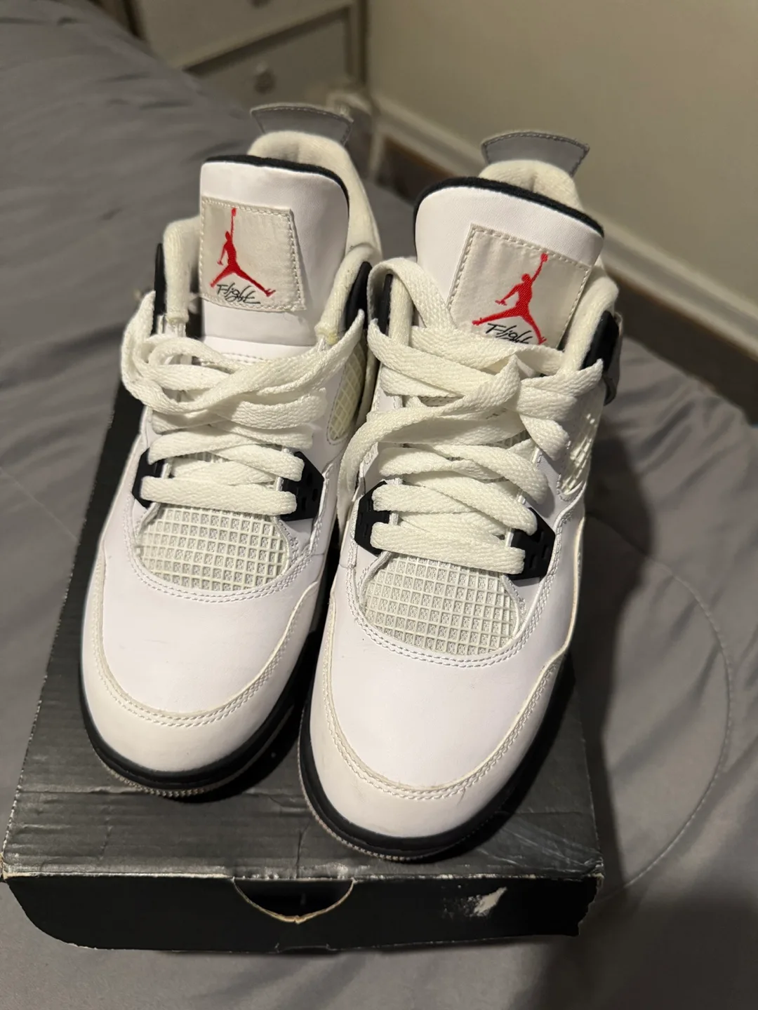 Air Jordan 4 Retro Sneakers image indicator(3)