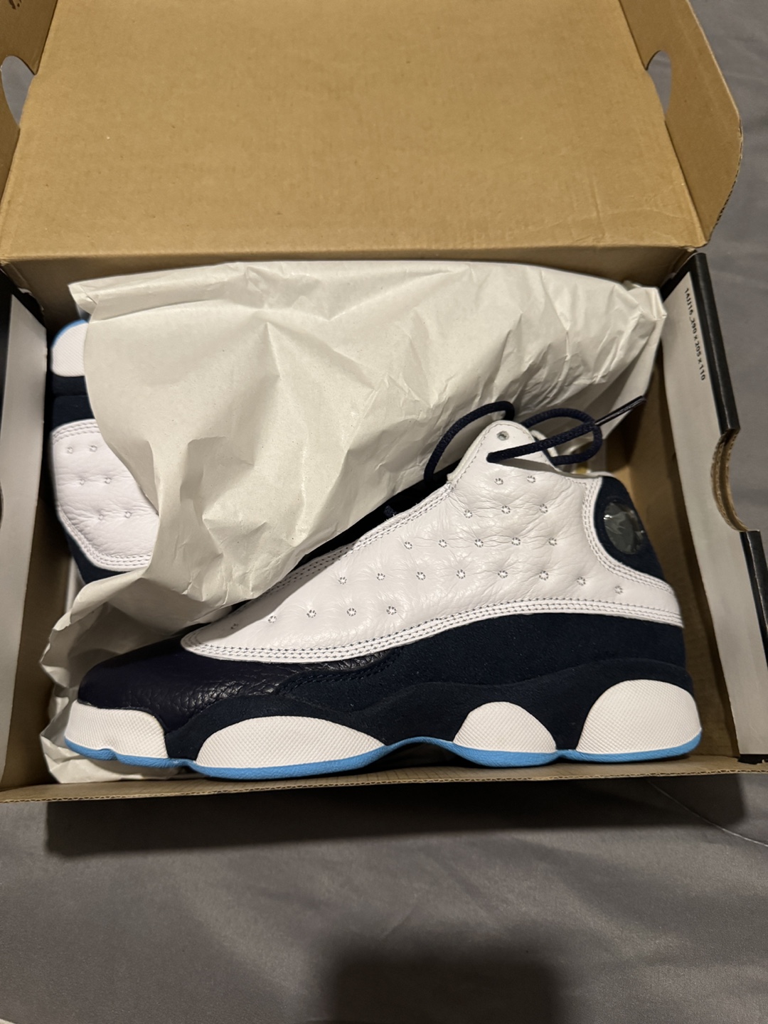 Air Jordan 13 Retro White Midnight Navy