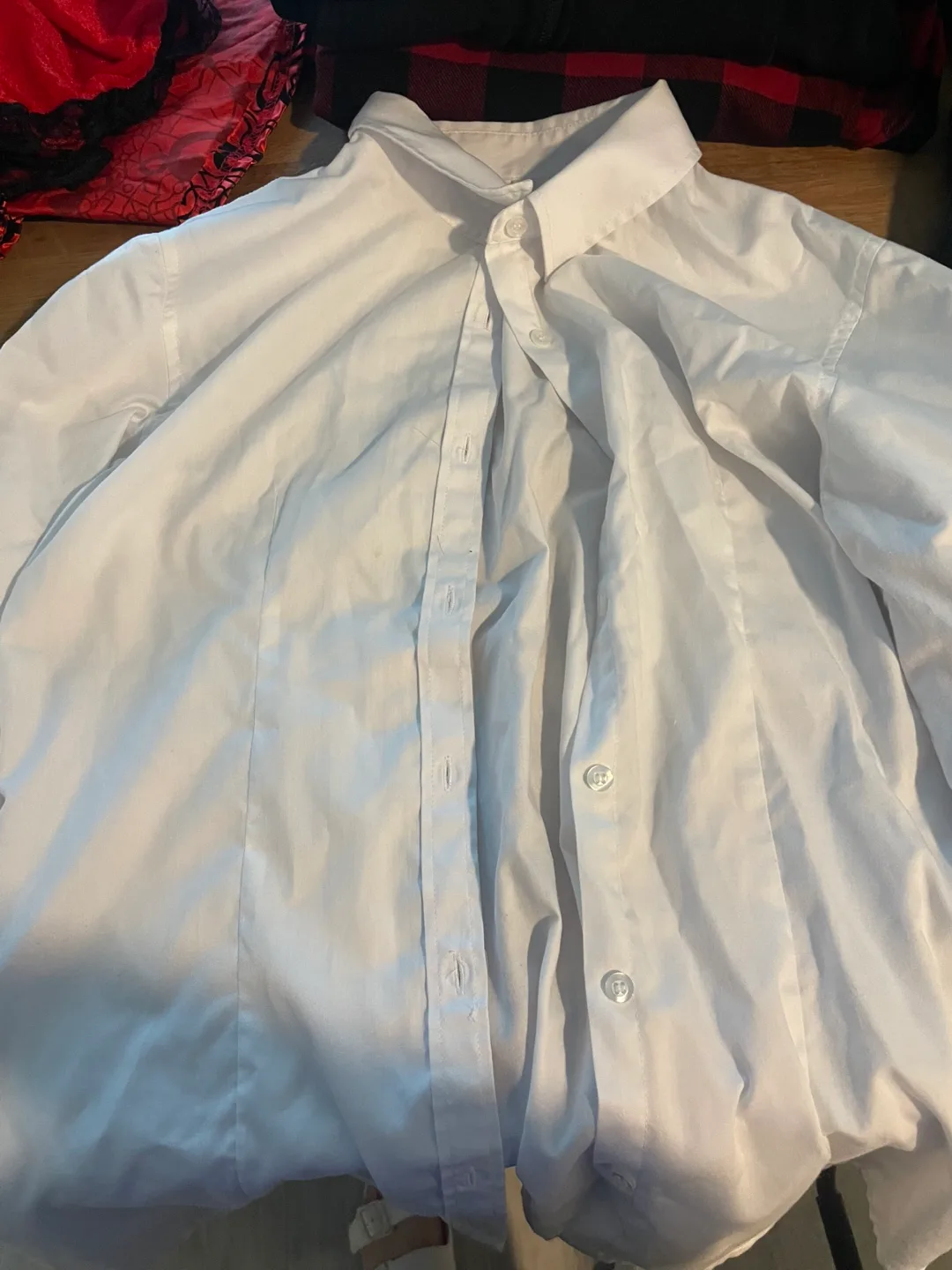 White button-up shirt thumbnail