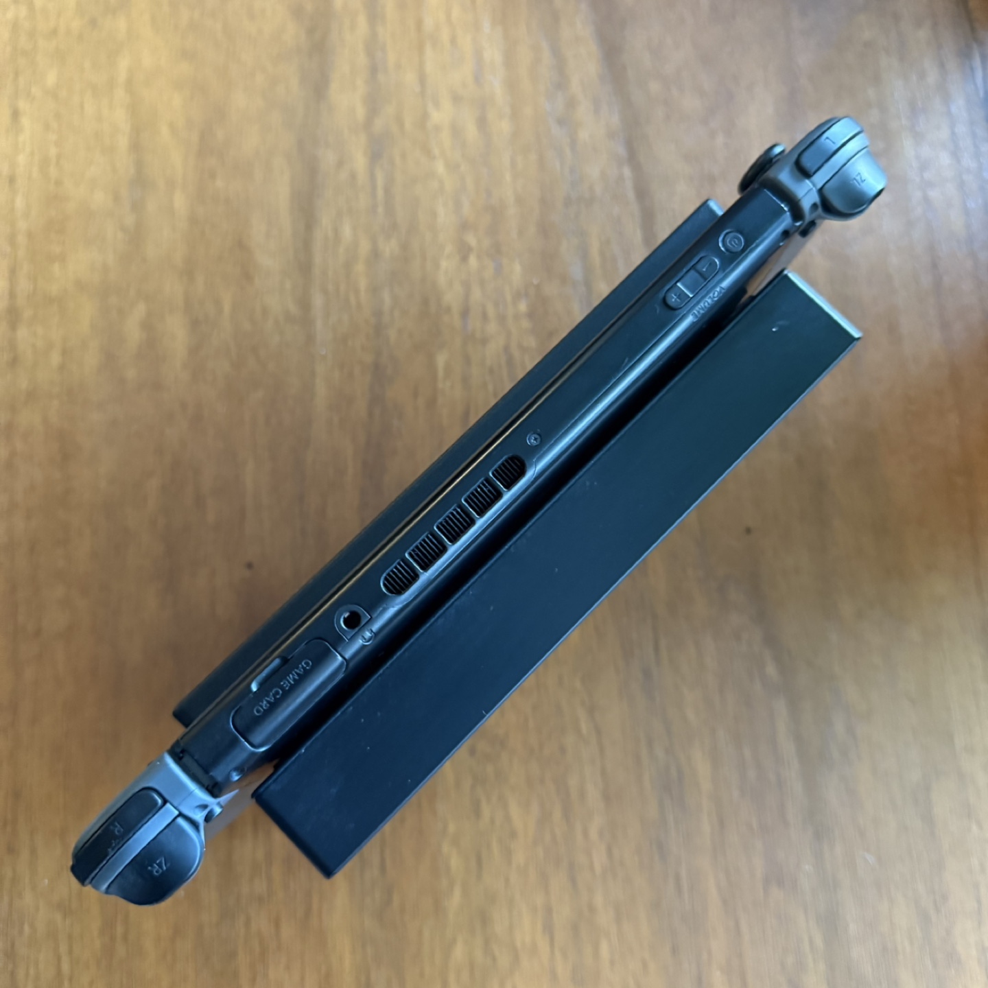 Nintendo Switch - photo 2