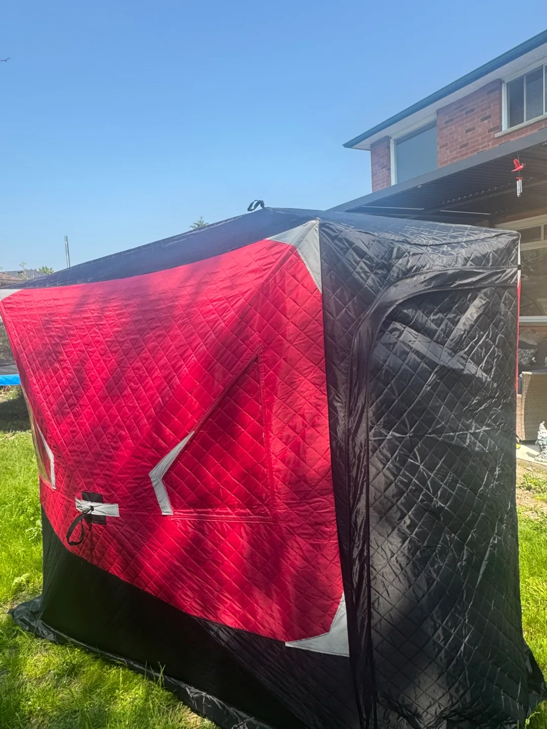 4 PERSON INSULATED ICE FISHING POP UP TENT thumbnail