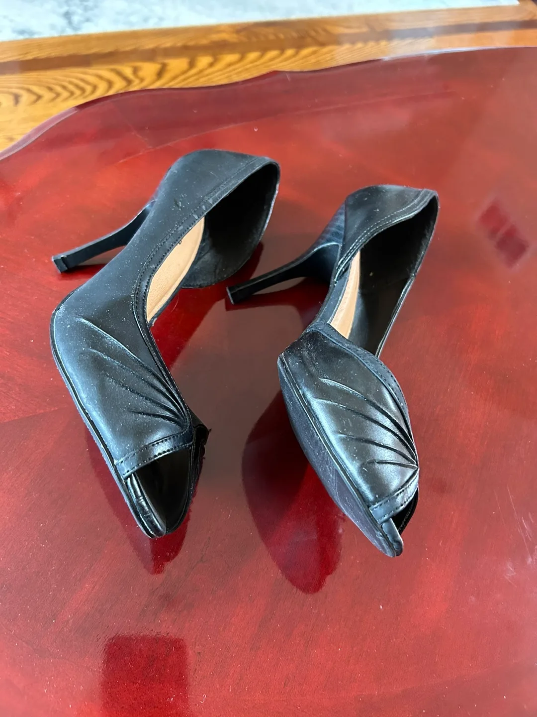 Classified Black Heels image indicator(3)