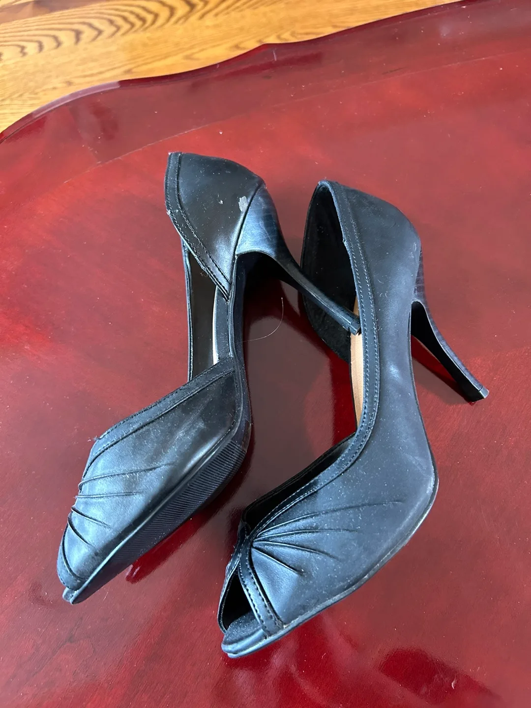 Classified Black Heels image indicator(2)