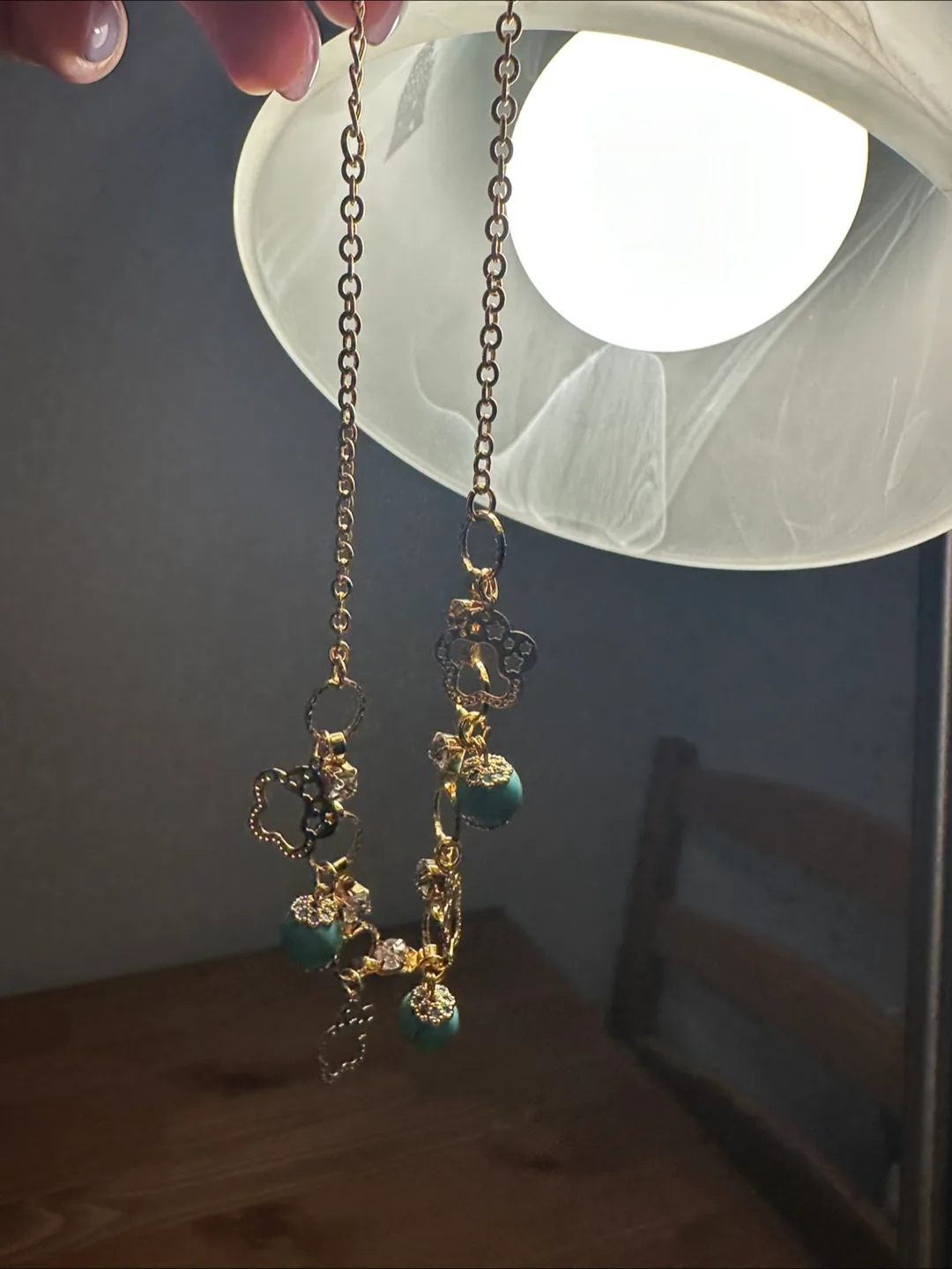 Golden Charm bracelet image indicator(2)