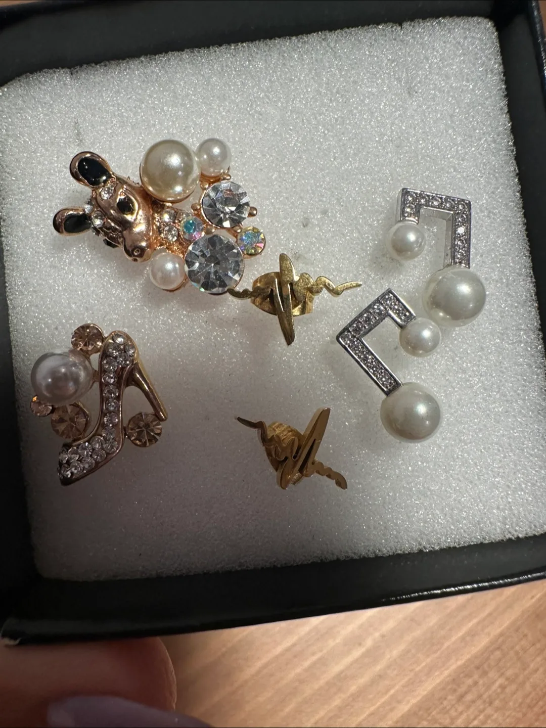 Set of earrings image indicator(2)