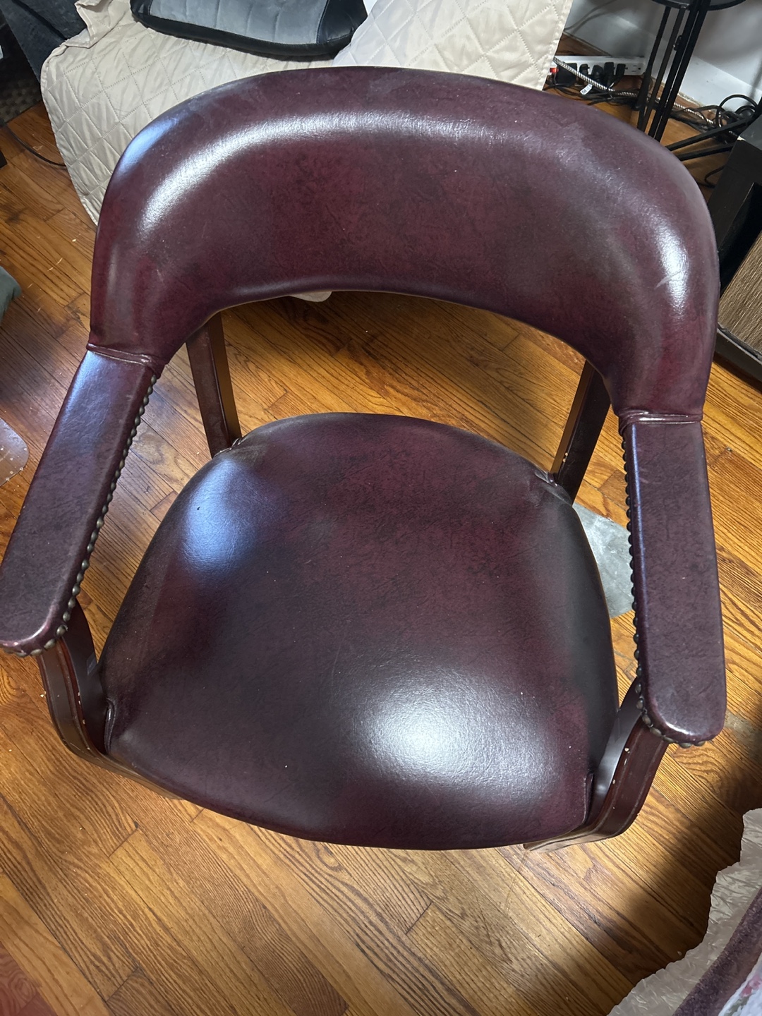 Burgundy Armchair - photo 2