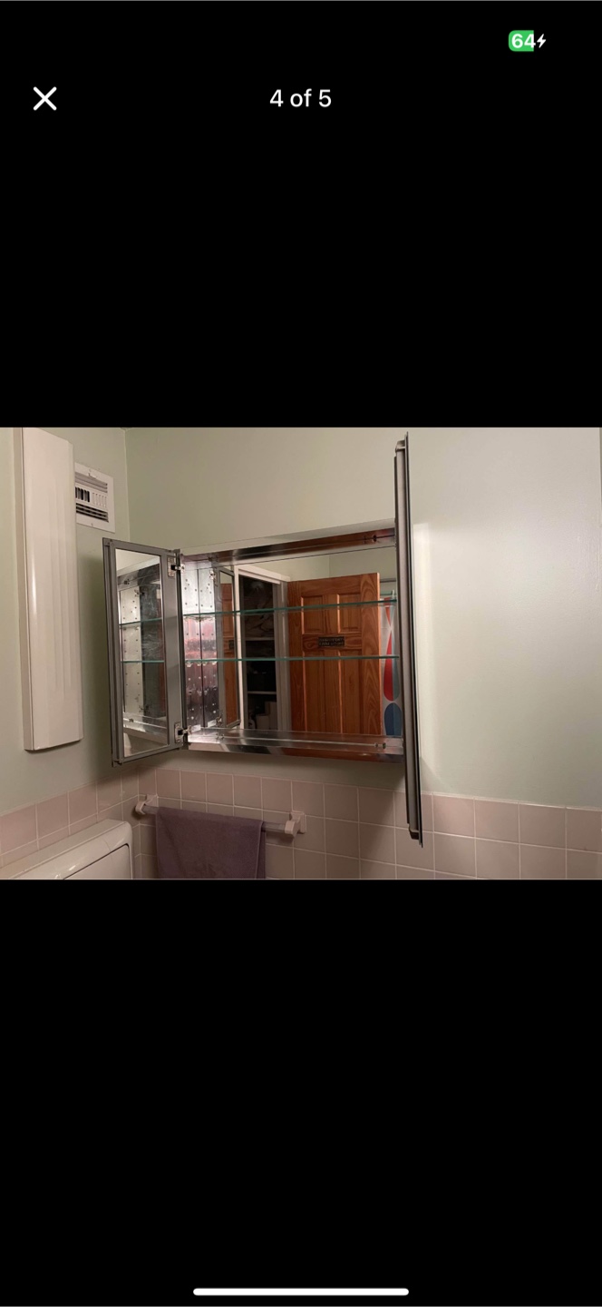 Kohler Mirrored Medicine Cabinet - photo 3