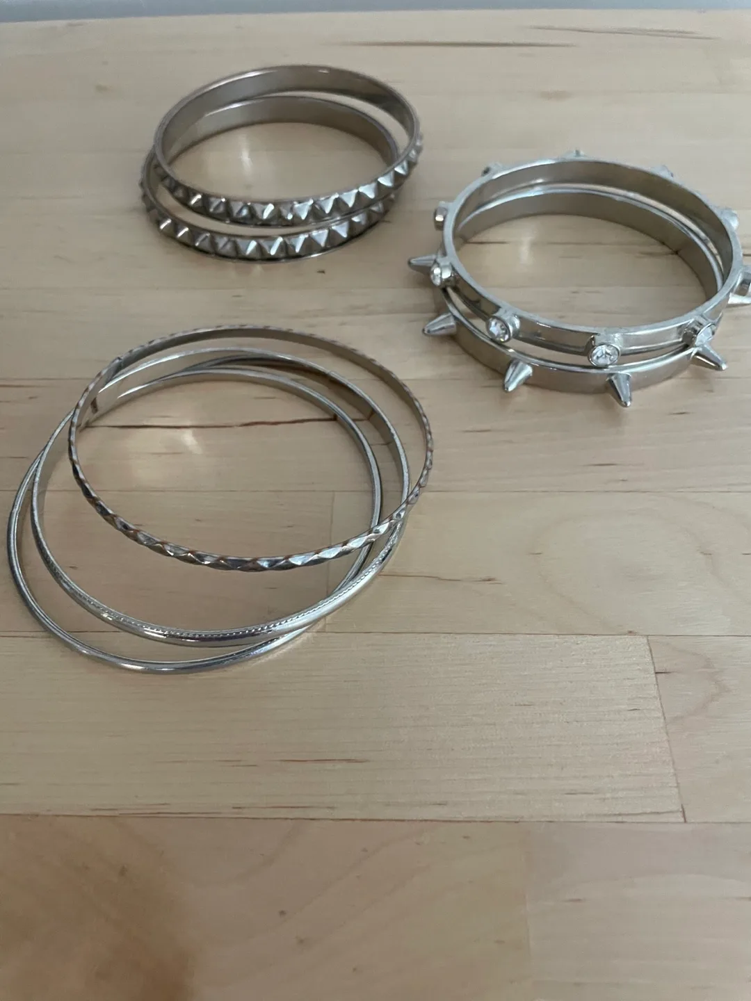 Silver Bangle Bracelets - Stackable Set image indicator(2)