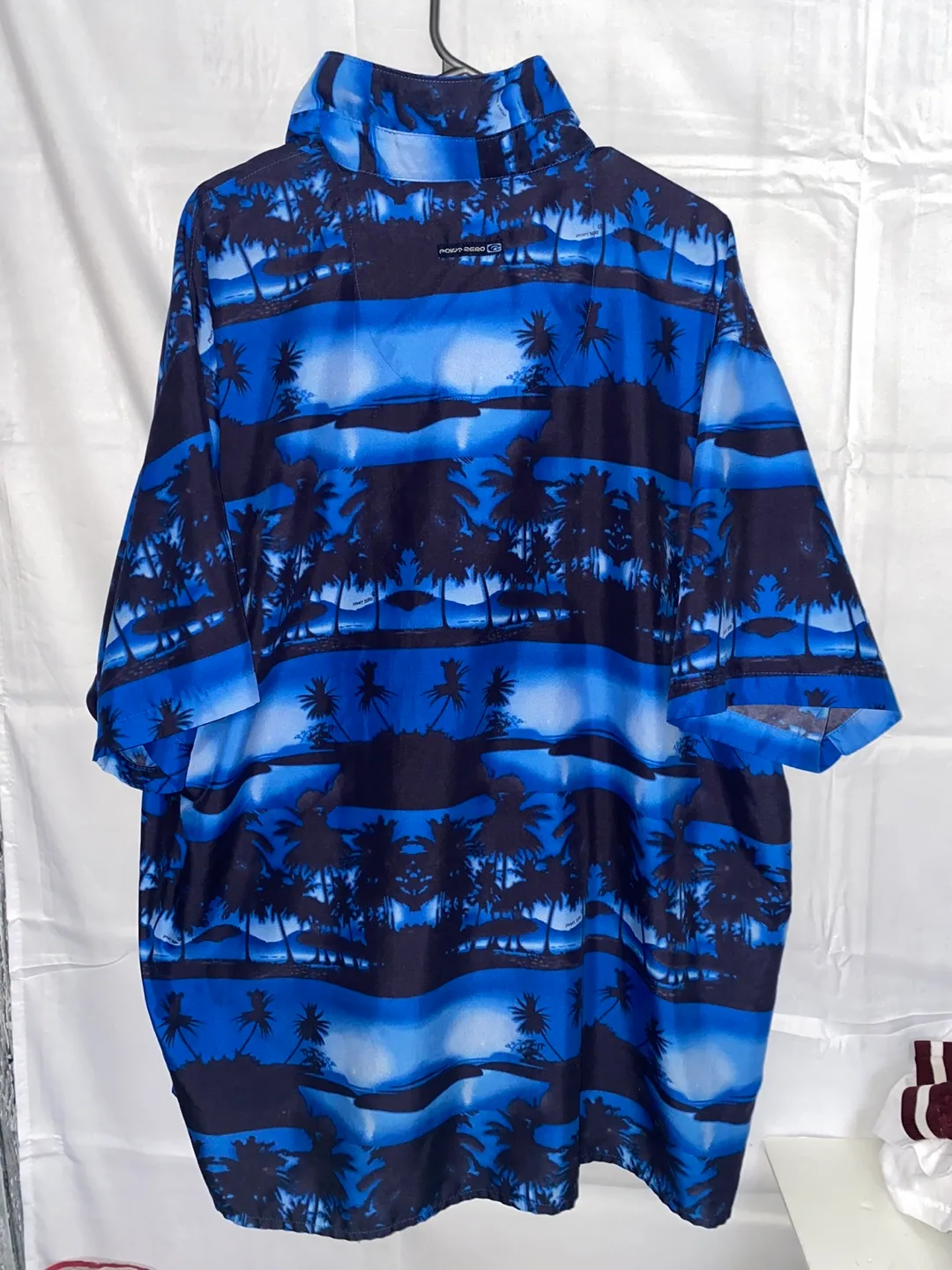 Midnight blue Hawaiian shirt by Point Zero. image indicator(4)
