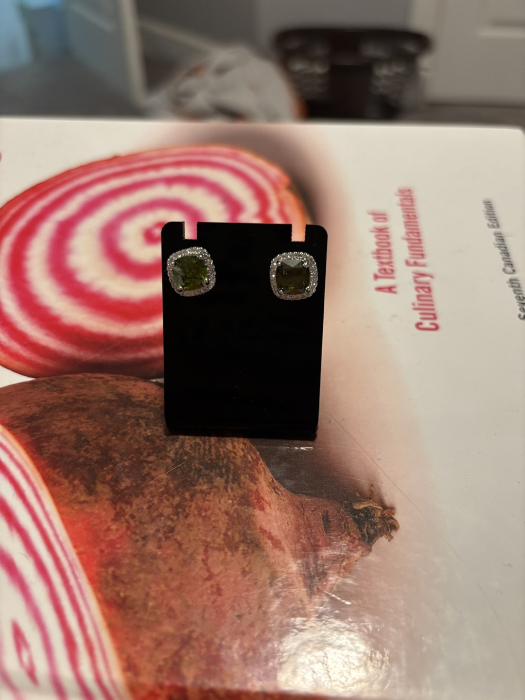 Green Stud Earrings - photo 2
