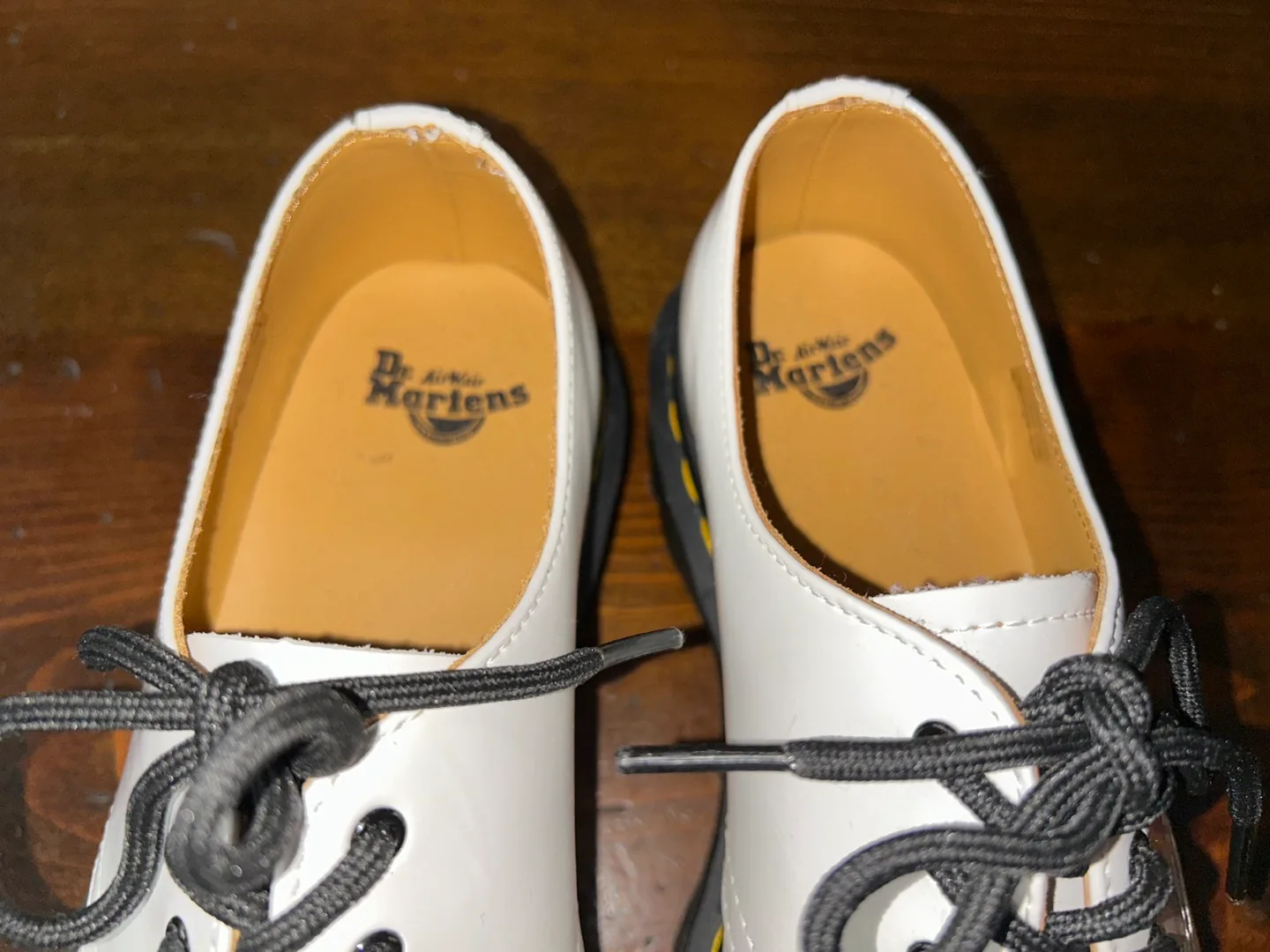 Dr. Martens White Patent Leather Oxford Shoes SZ 8 image indicator(3)