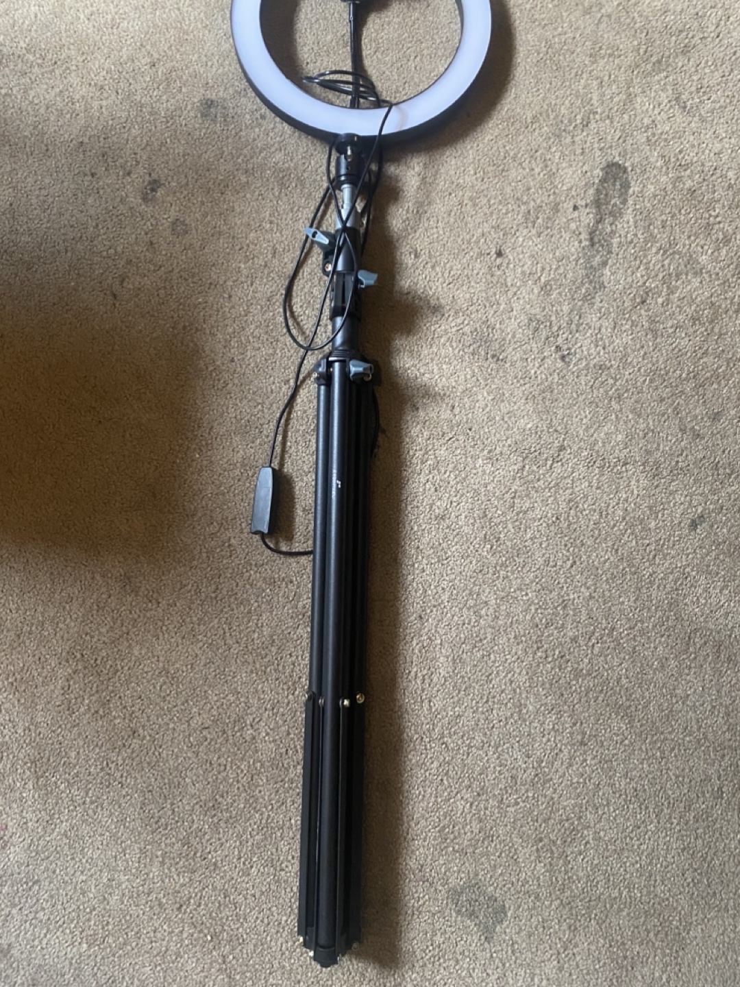 Ring Light with Tripod - photo 2