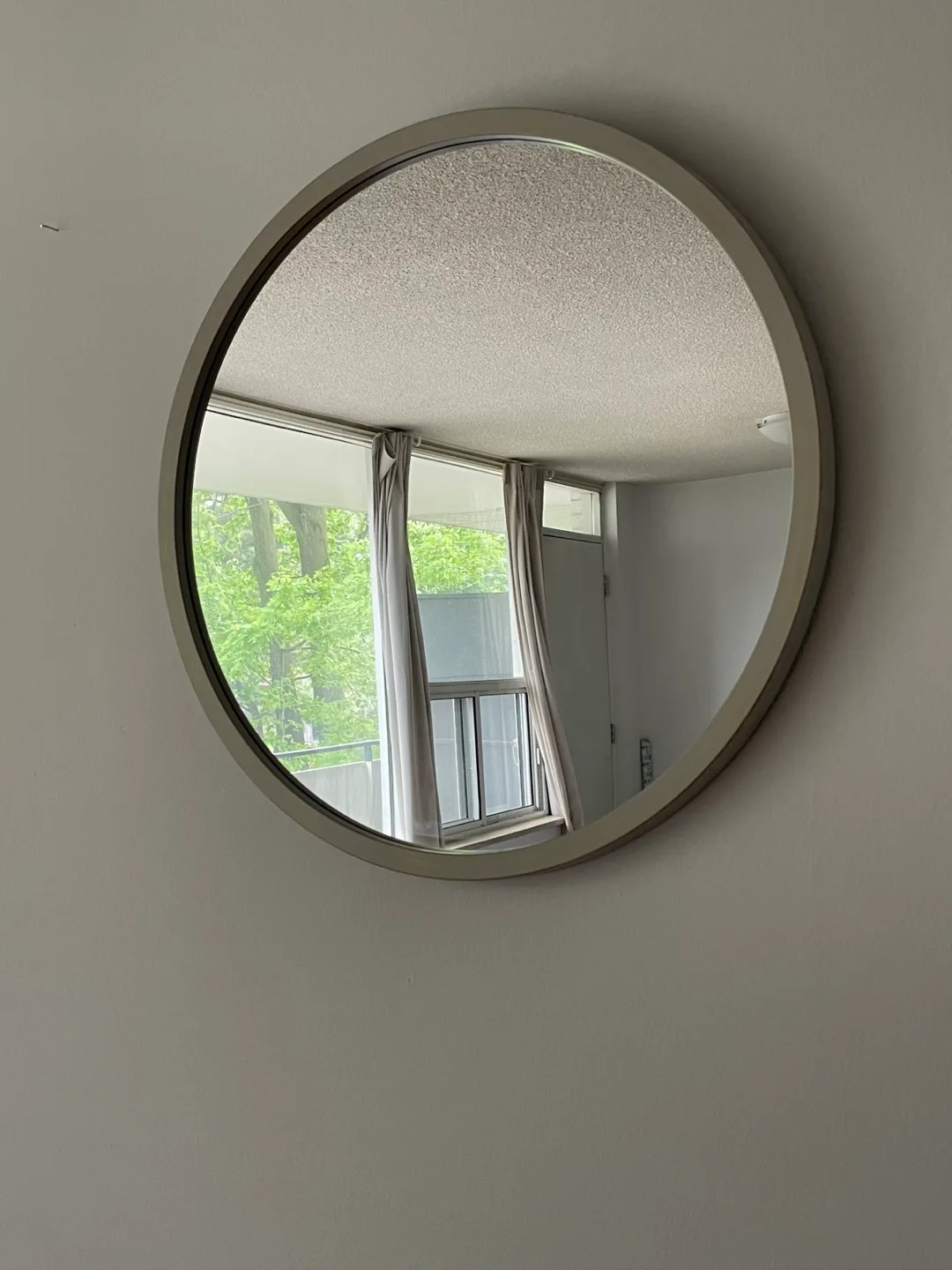 Round Wall Mirror thumbnail