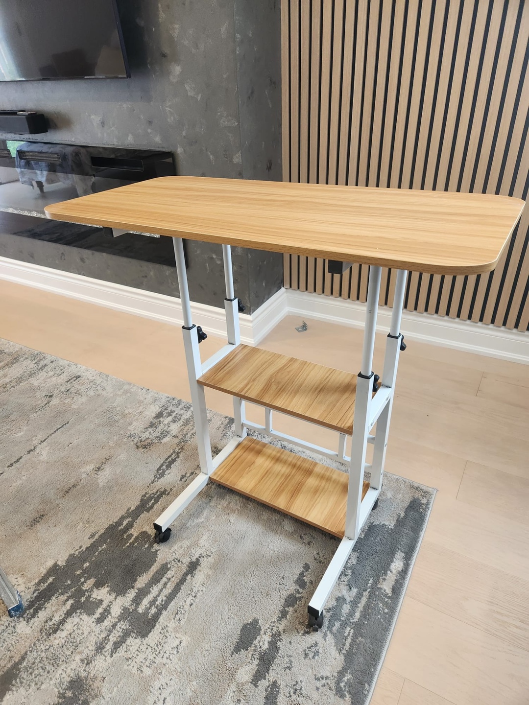 Adjustable Rolling Laptop Table