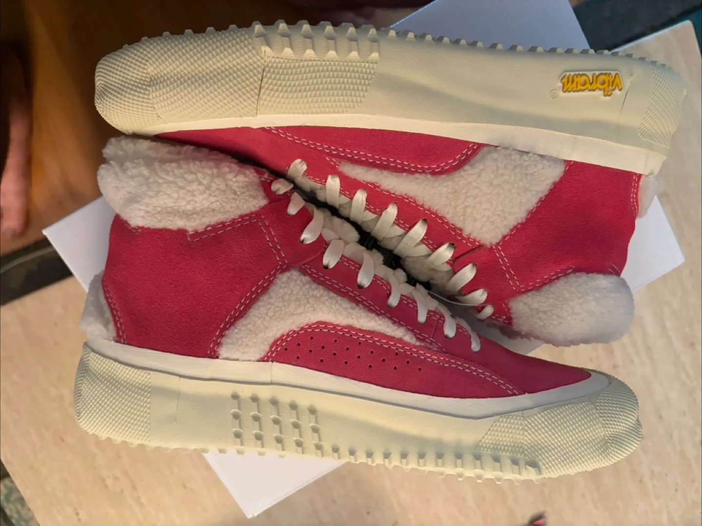 Brandblack  Vibram red Suede Sz 9 Womens image indicator(2)