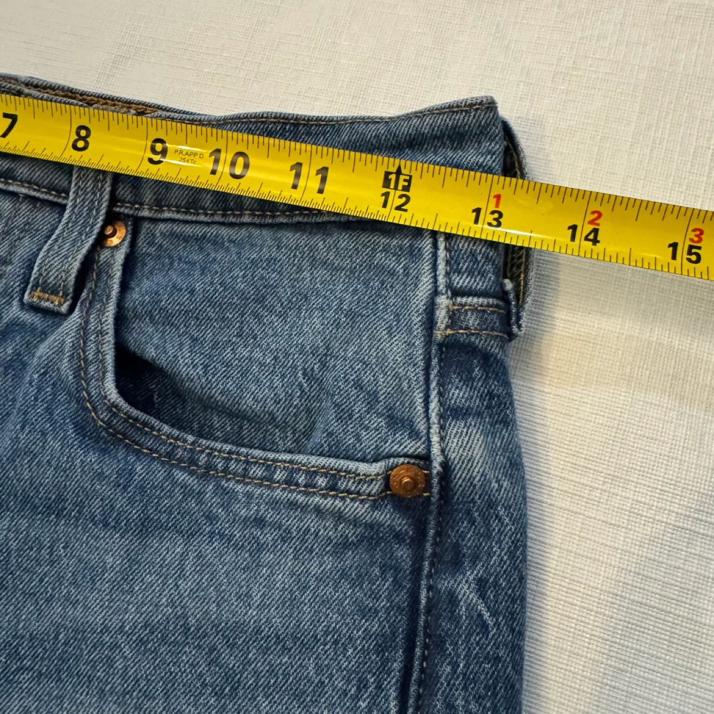 Levi's Premium Blue Jeans - Size 24 image indicator(4)