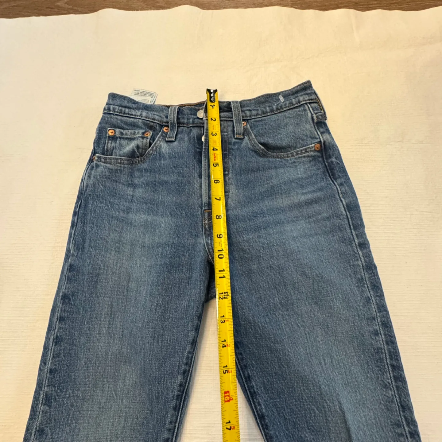 Levi's Premium Blue Jeans - Size 24 image indicator(5)