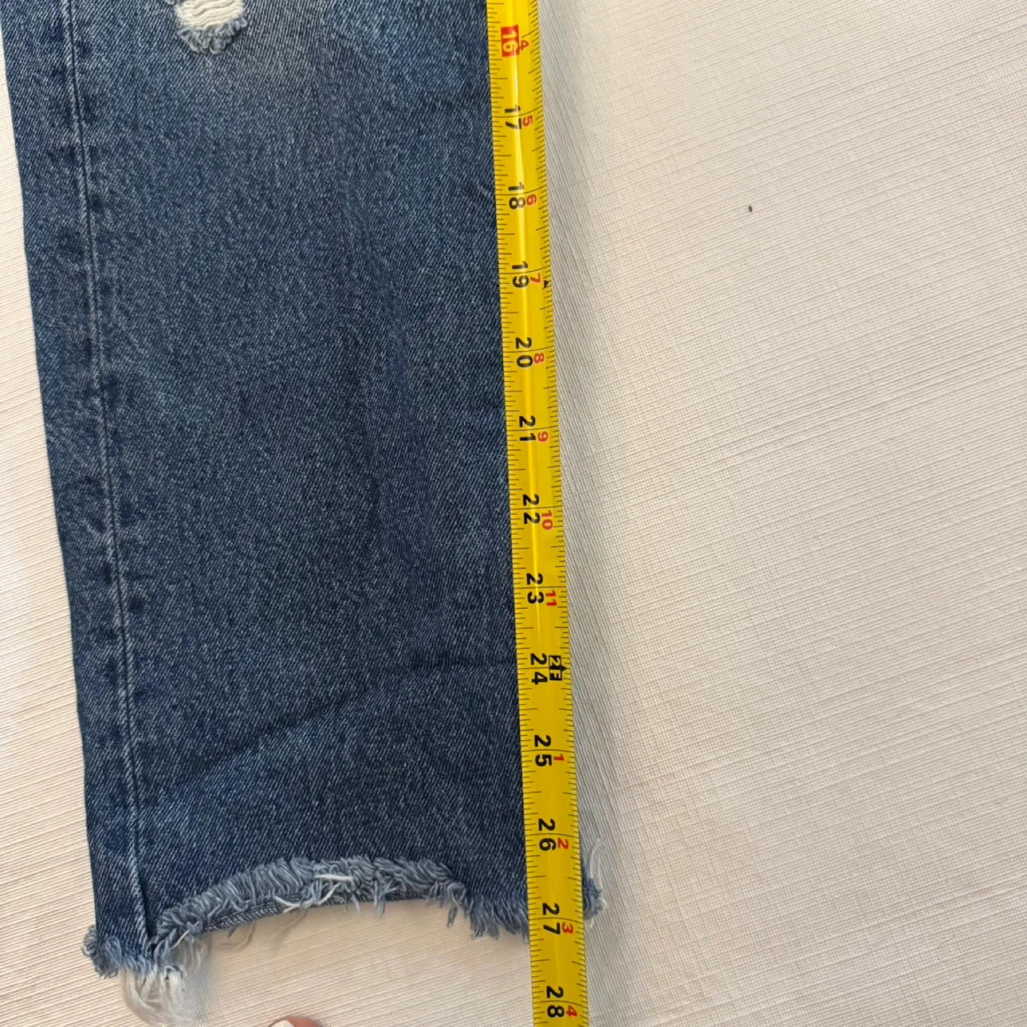 Levi's Wedgie Straight Jeans - Size 25 image indicator(6)
