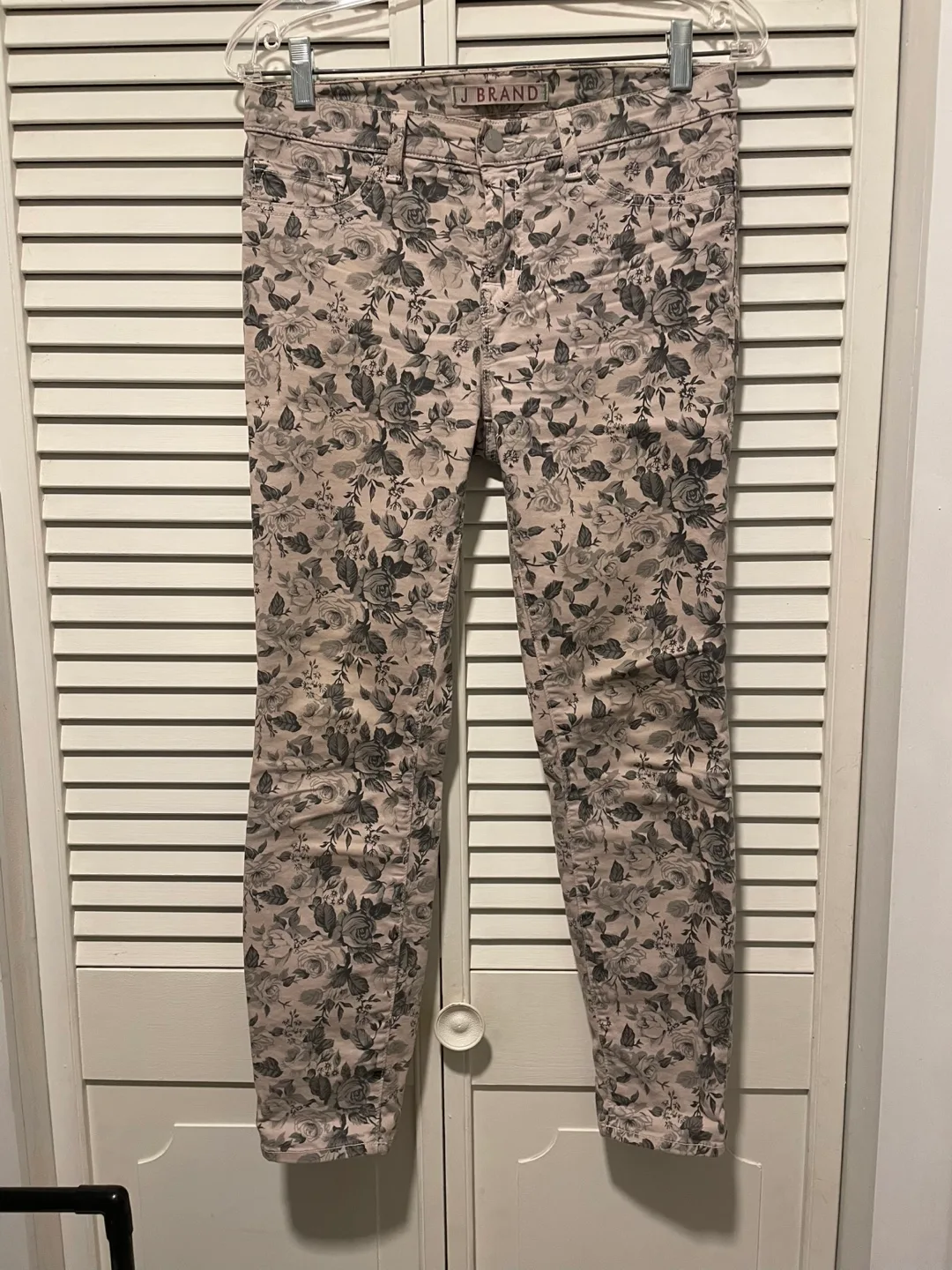 J Brand Floral Print Jeans size28 thumbnail