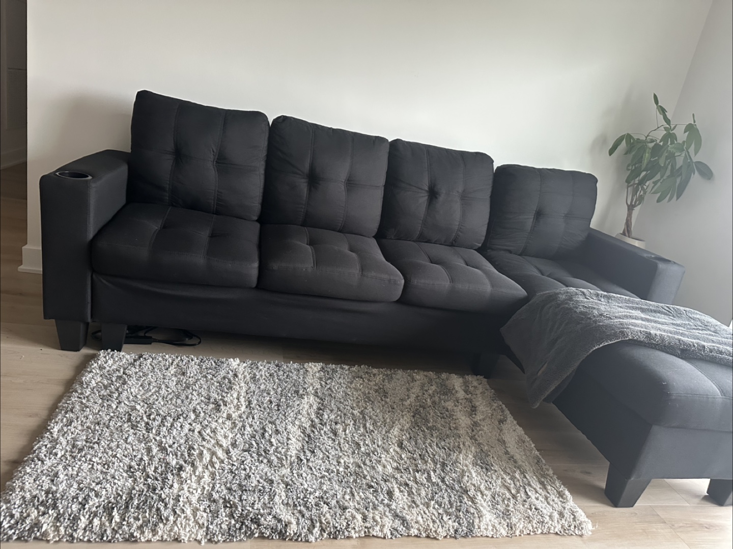Black Sectional Sofa - photo 2