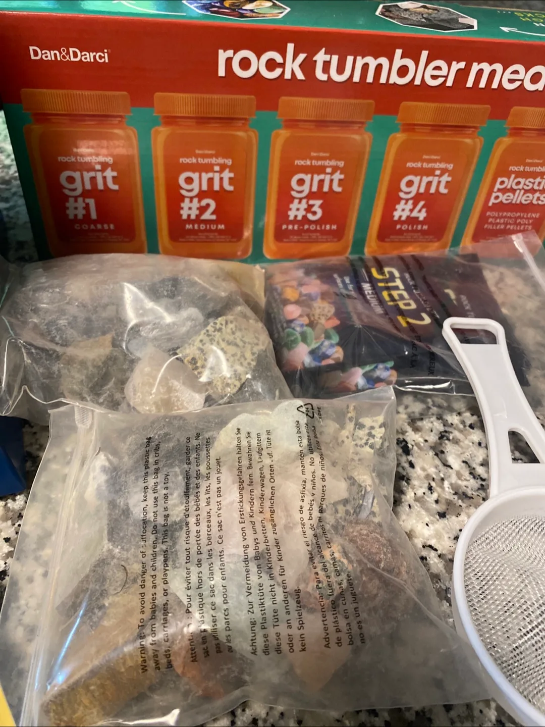 National Geographic Rock Tumbler Set - STEM Science Project image indicator(2)