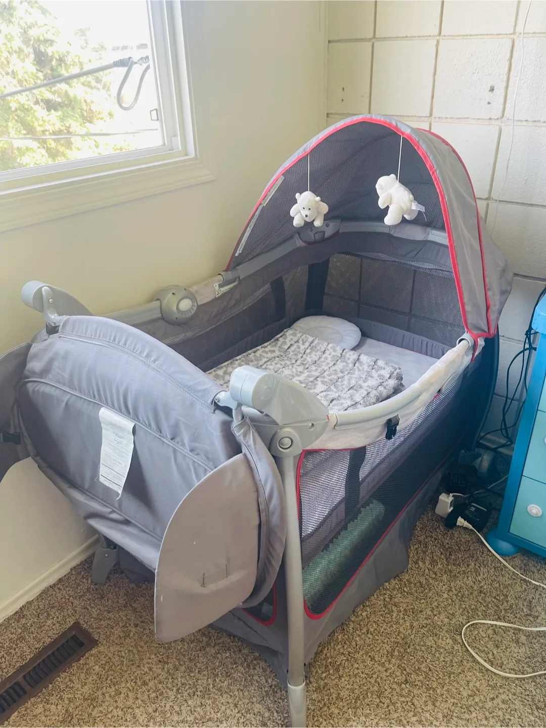 Portable Baby Crib with canopy and change table thumbnail