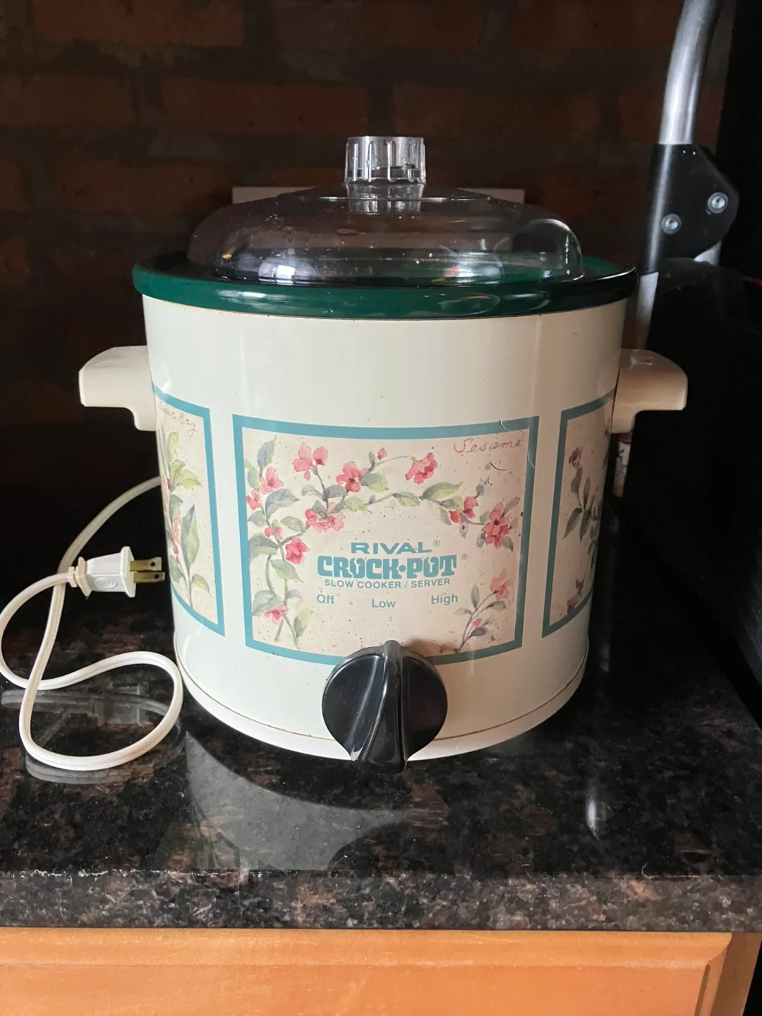 Vintage Rival Crock-Pot Slow Cooker thumbnail