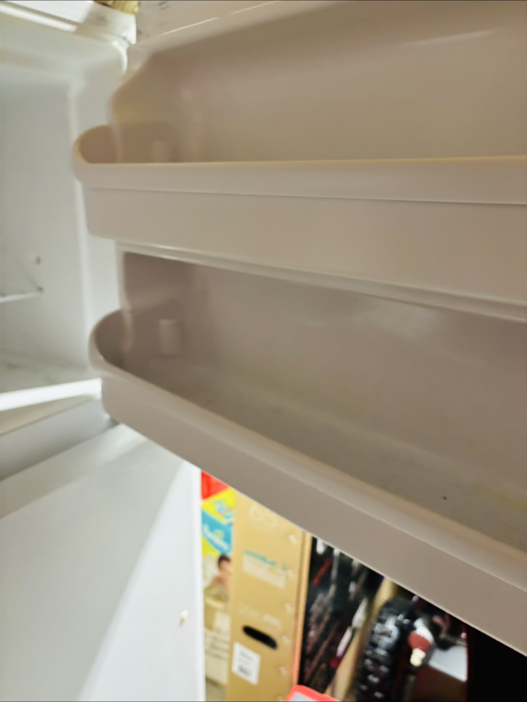 Used Top-Freezer Fridge - photo 4