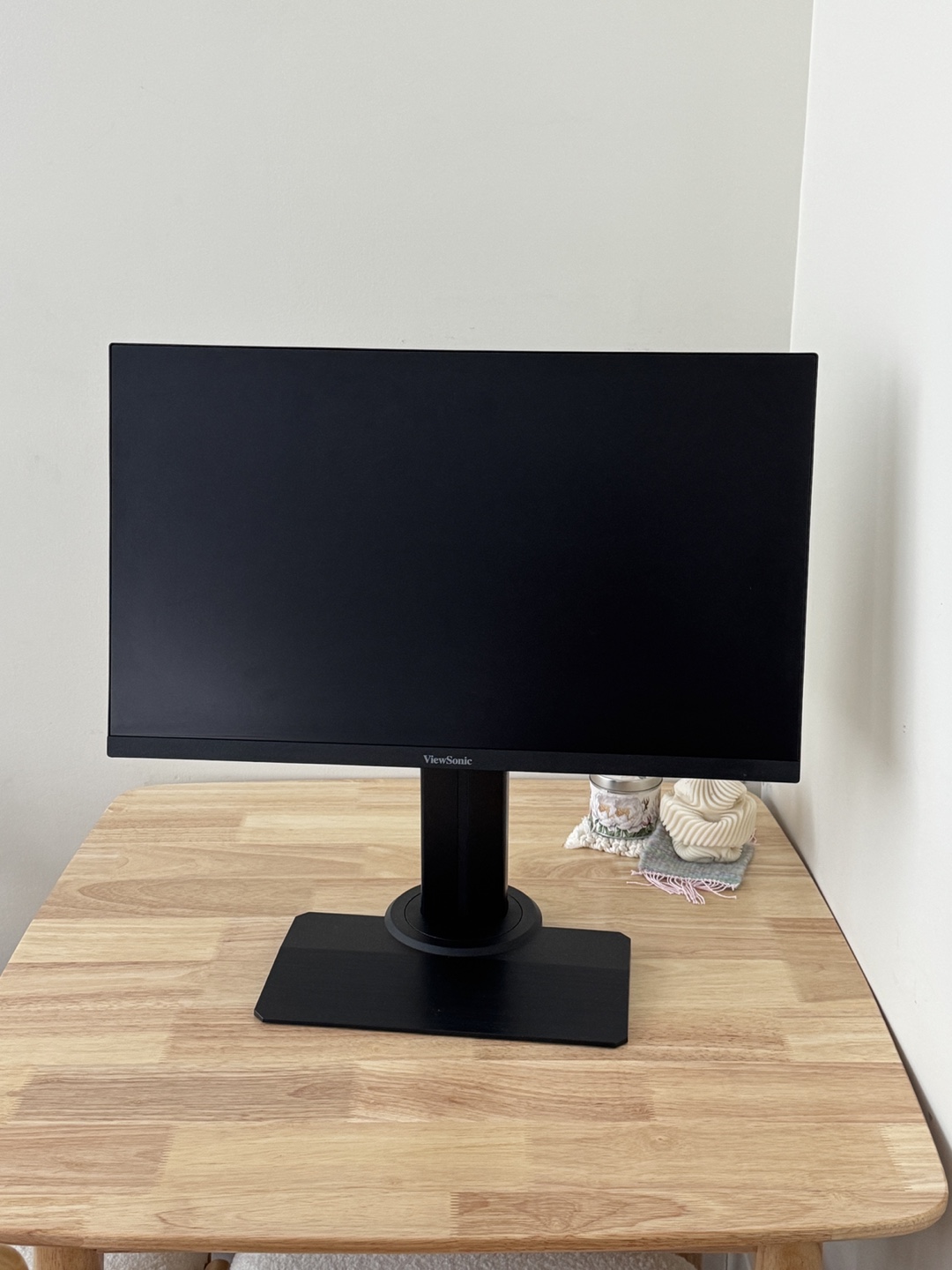 ViewSonic Computer Monitor (w/o cables)