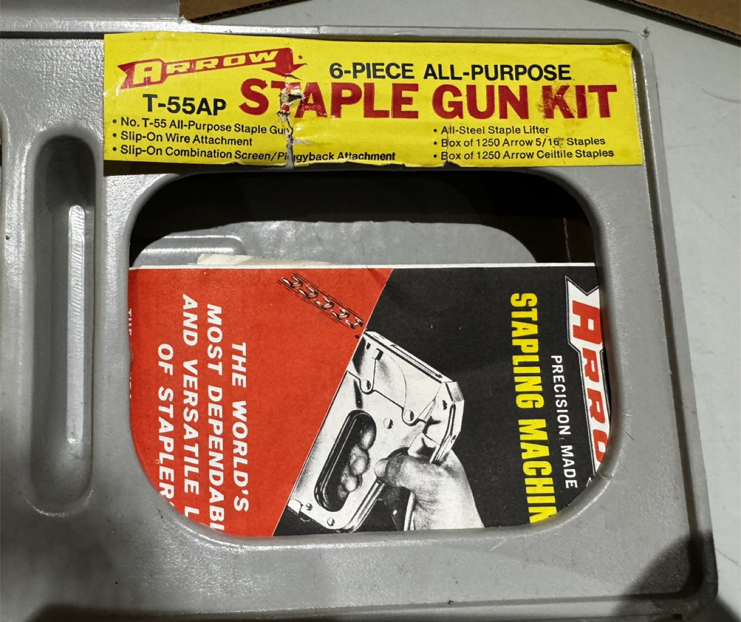 Vintage Staple Gun Kit With Staples - photo 4