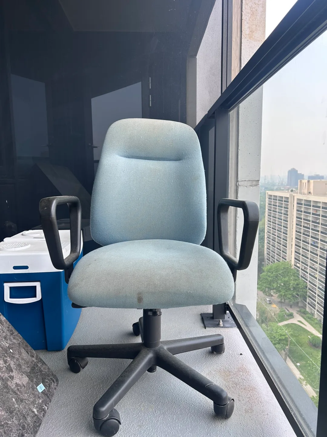 Comfortable Office Blue Chair image indicator(5)