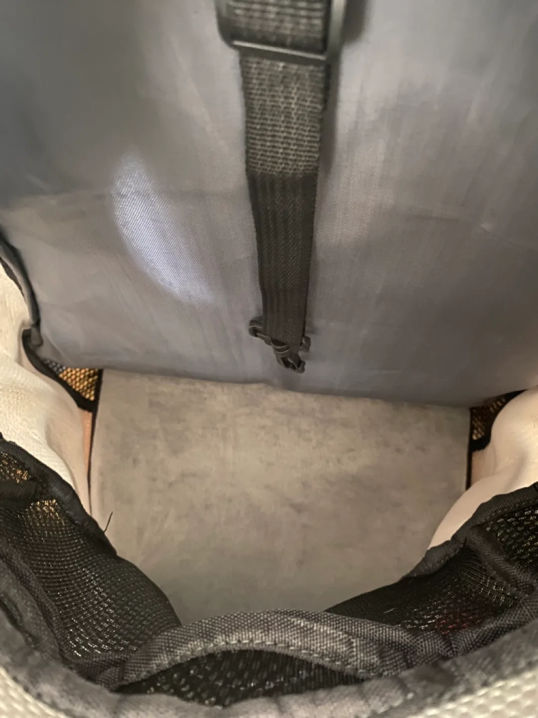 Pet carrier backpack - XL image indicator(3)