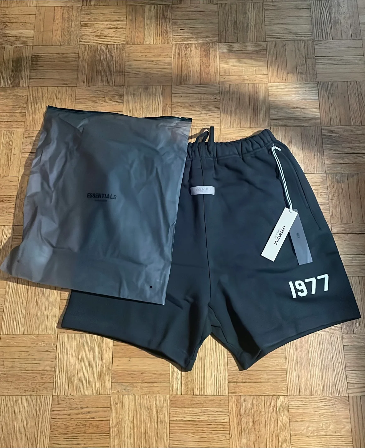 Essentials Fear Of God Shorts Iron Black 1977 thumbnail