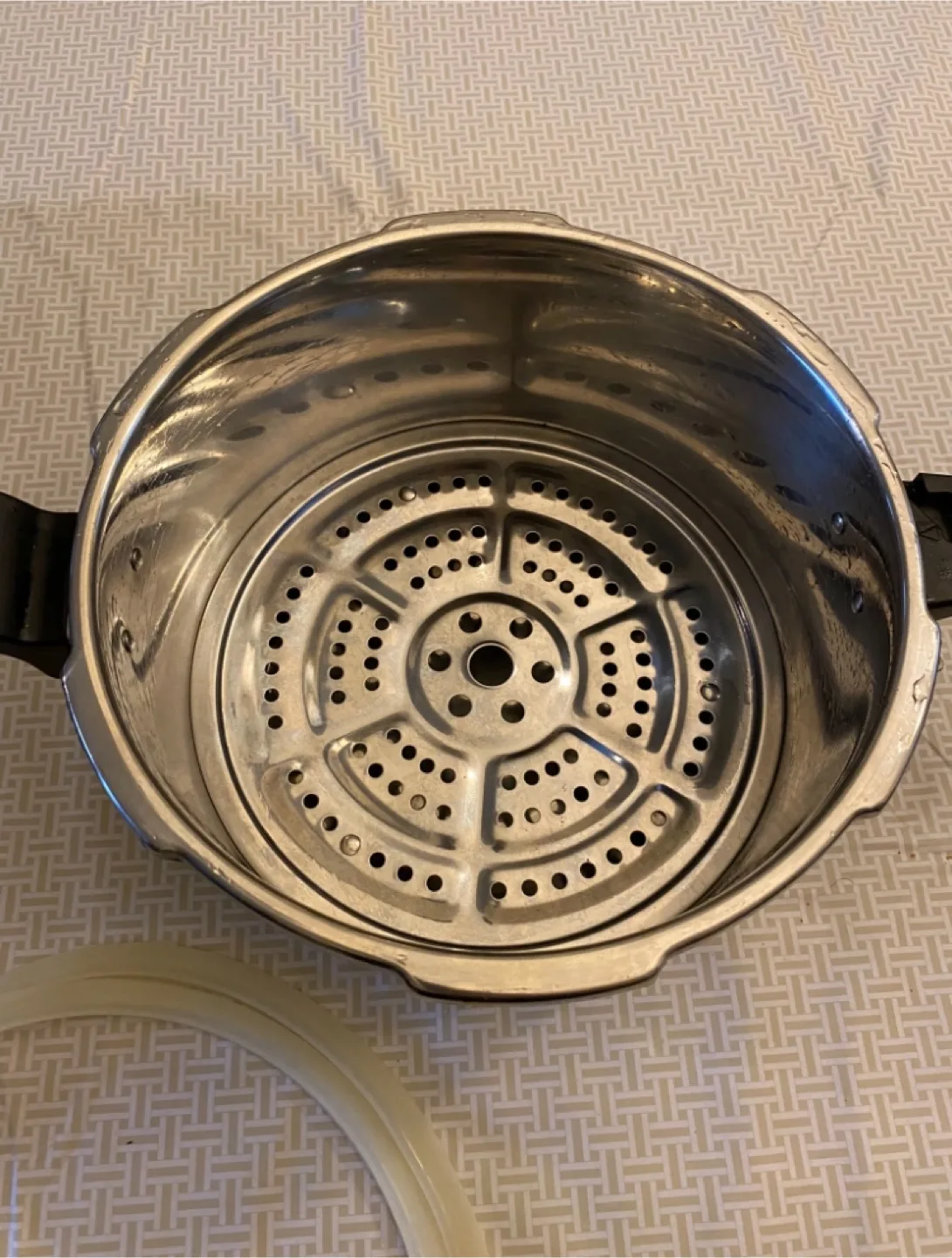 Pressure Cooker 8L image indicator(4)