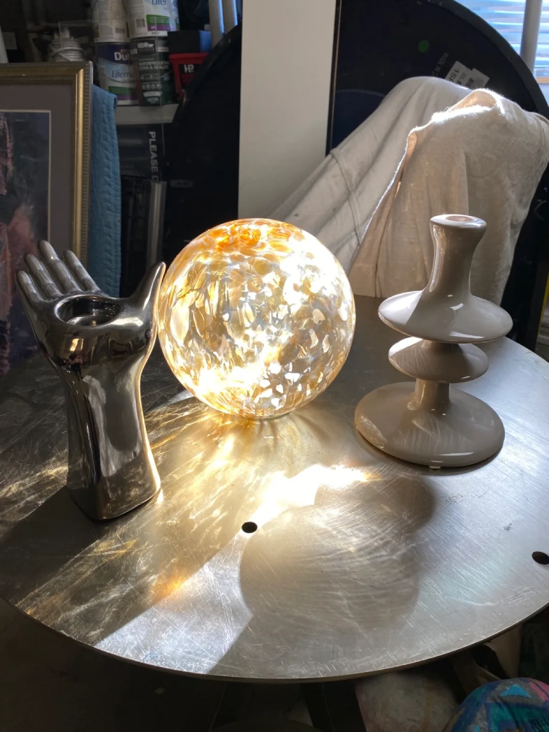 Variety of Vases and Decorative Pieces image indicator(2)