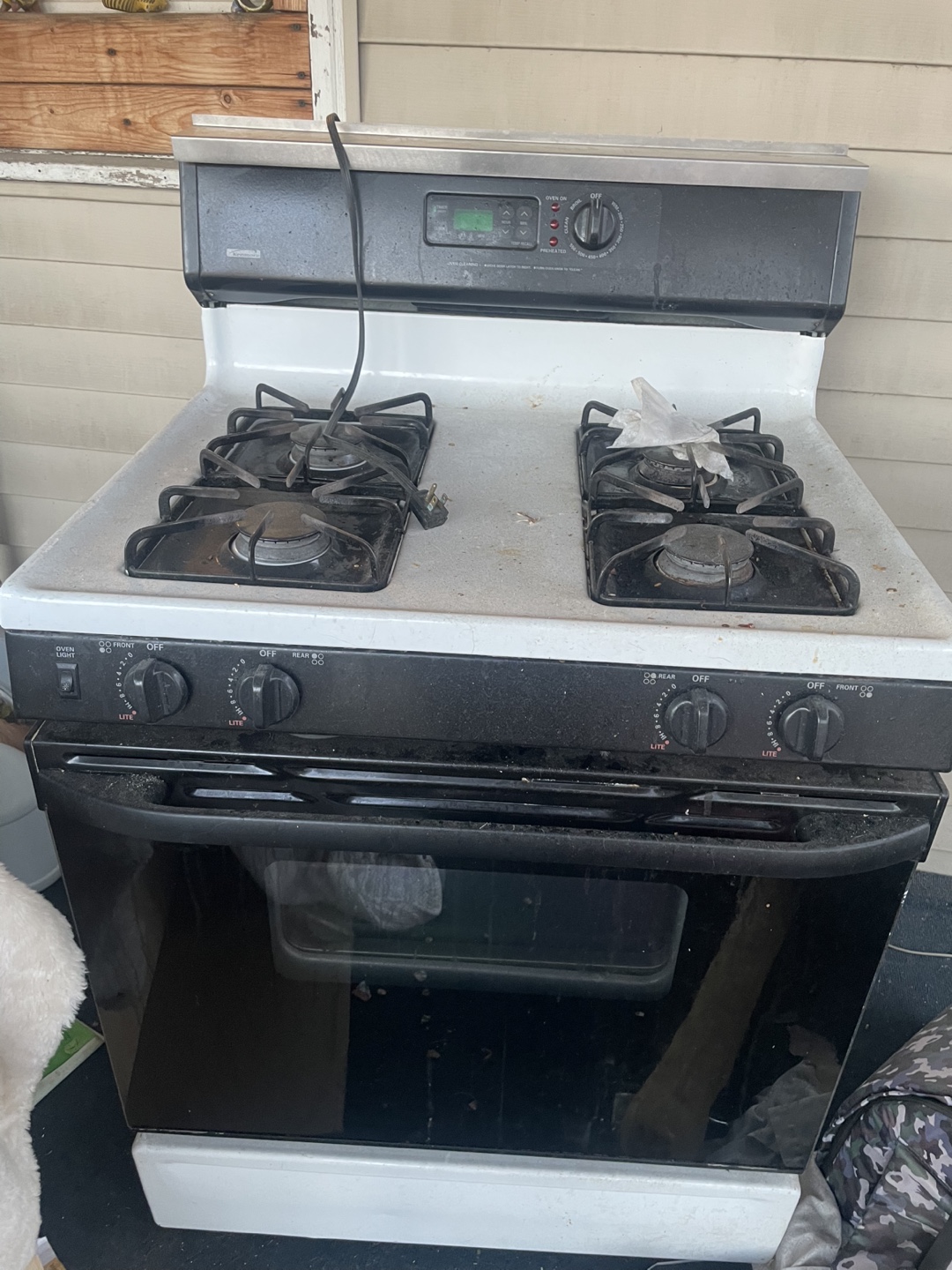 White and Black Stove