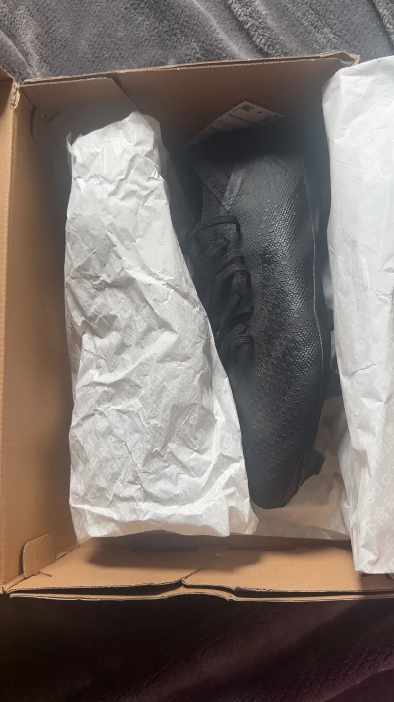 Adidas Predator Accuracy.3 FG - Black - Size 9 image indicator(3)