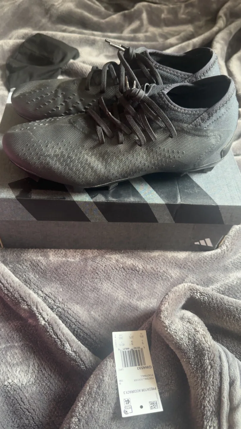 Adidas Predator Accuracy.3 FG - Black - Size 9 thumbnail