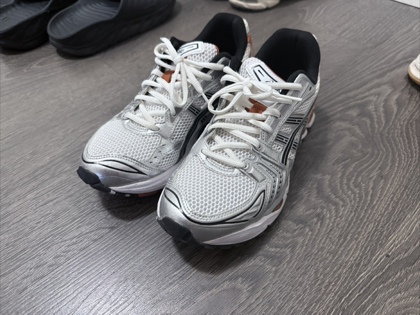 Asics gel-kayano 14 sz US8