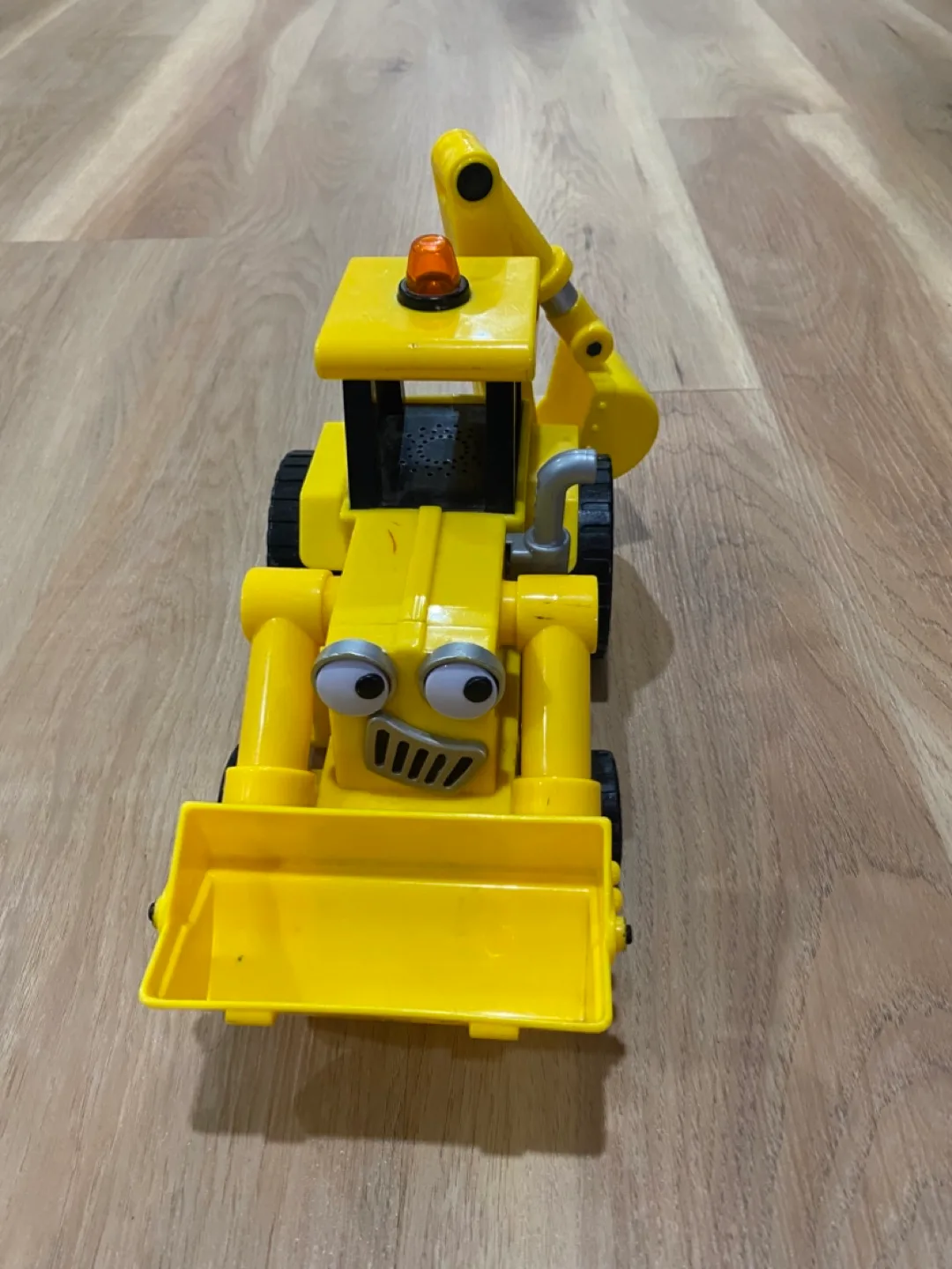 Bob the Builder Toy Excavator thumbnail