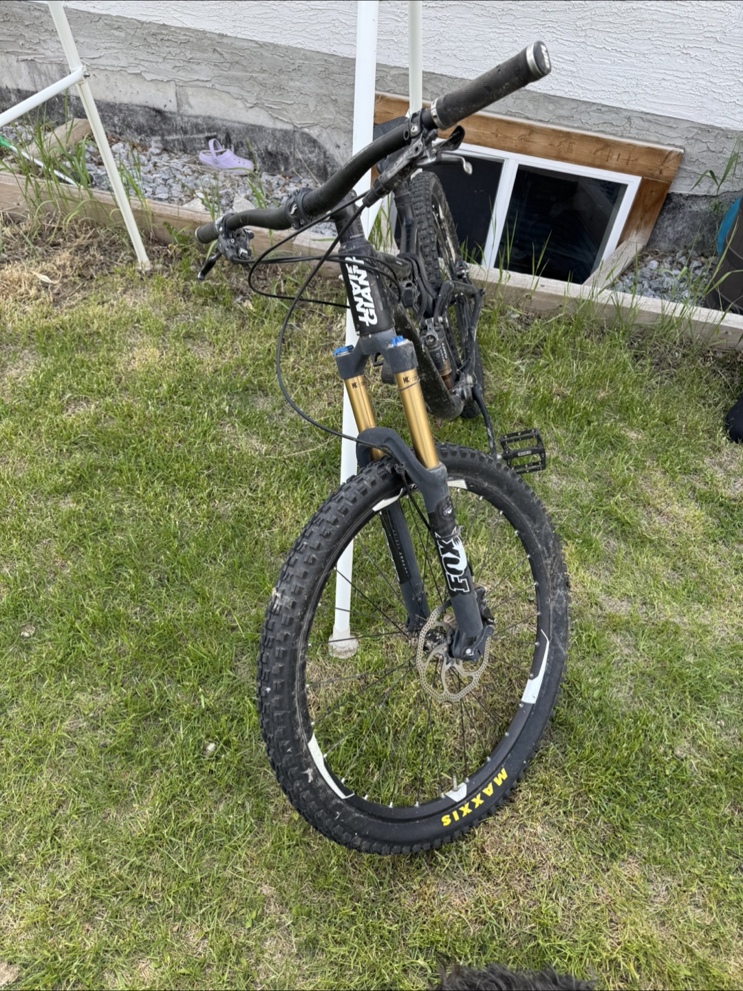 2014 Giant mountain bike - photo 4